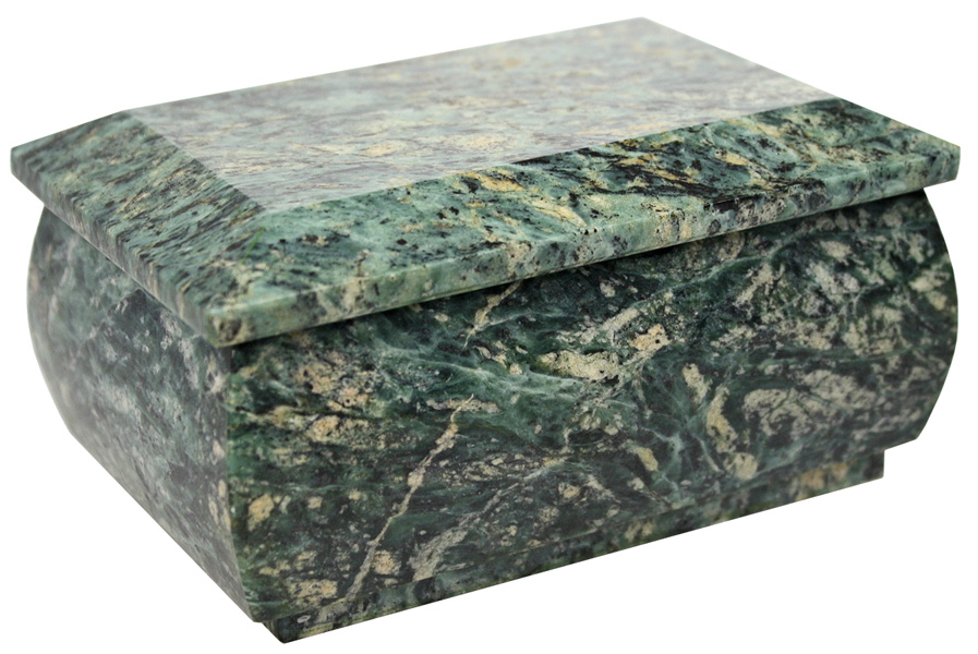 Шкатулка из Уральского камня Ларец 7.10.1