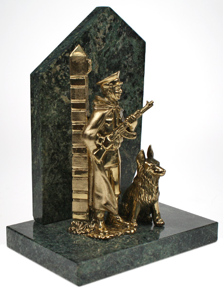 Статуэтка На страже 7.1.108