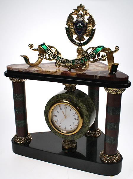 Часы настольные из натурального камня с пограничной символикой (яшма) 7.20.66